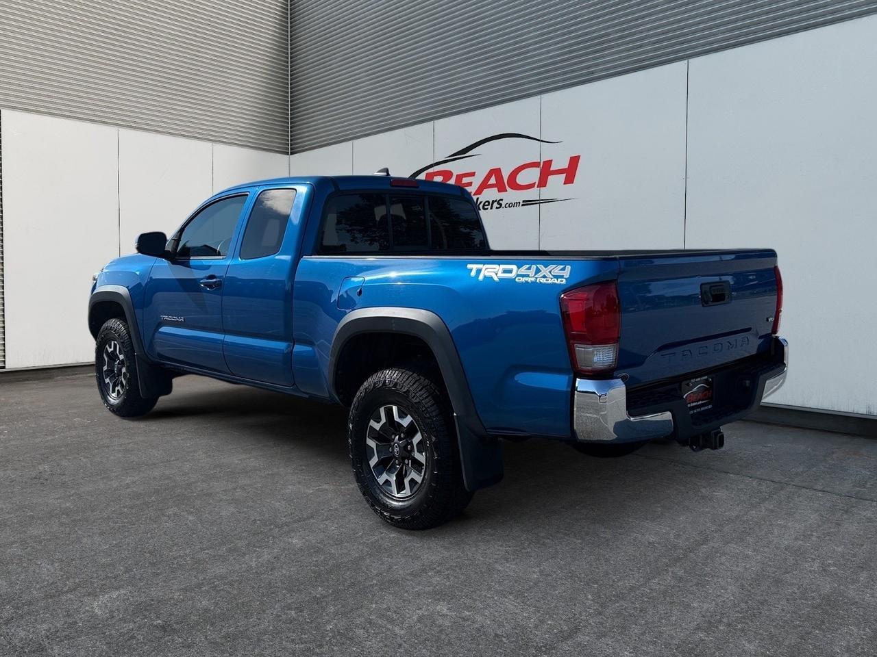 2016 Toyota Tacoma TRD Off Road, ONLY 20K ORIGINAL MILES, TOW PACKAGE, REAR SLIDING WINDOW, POWER AND HEATED MIRRORS, TINTED WINDOWS, REAR BUMPER STEP, REMOTE KEYLESS ENTRY, ONLY 1 OWNER, LOW MILES! Norfolk VA