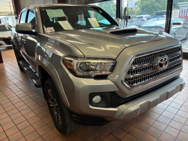 2016 Toyota Tacoma TRD Sport