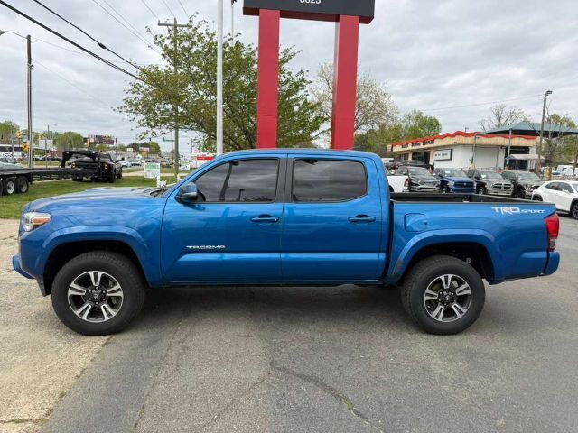 2016 Toyota Tacoma TRD Sport