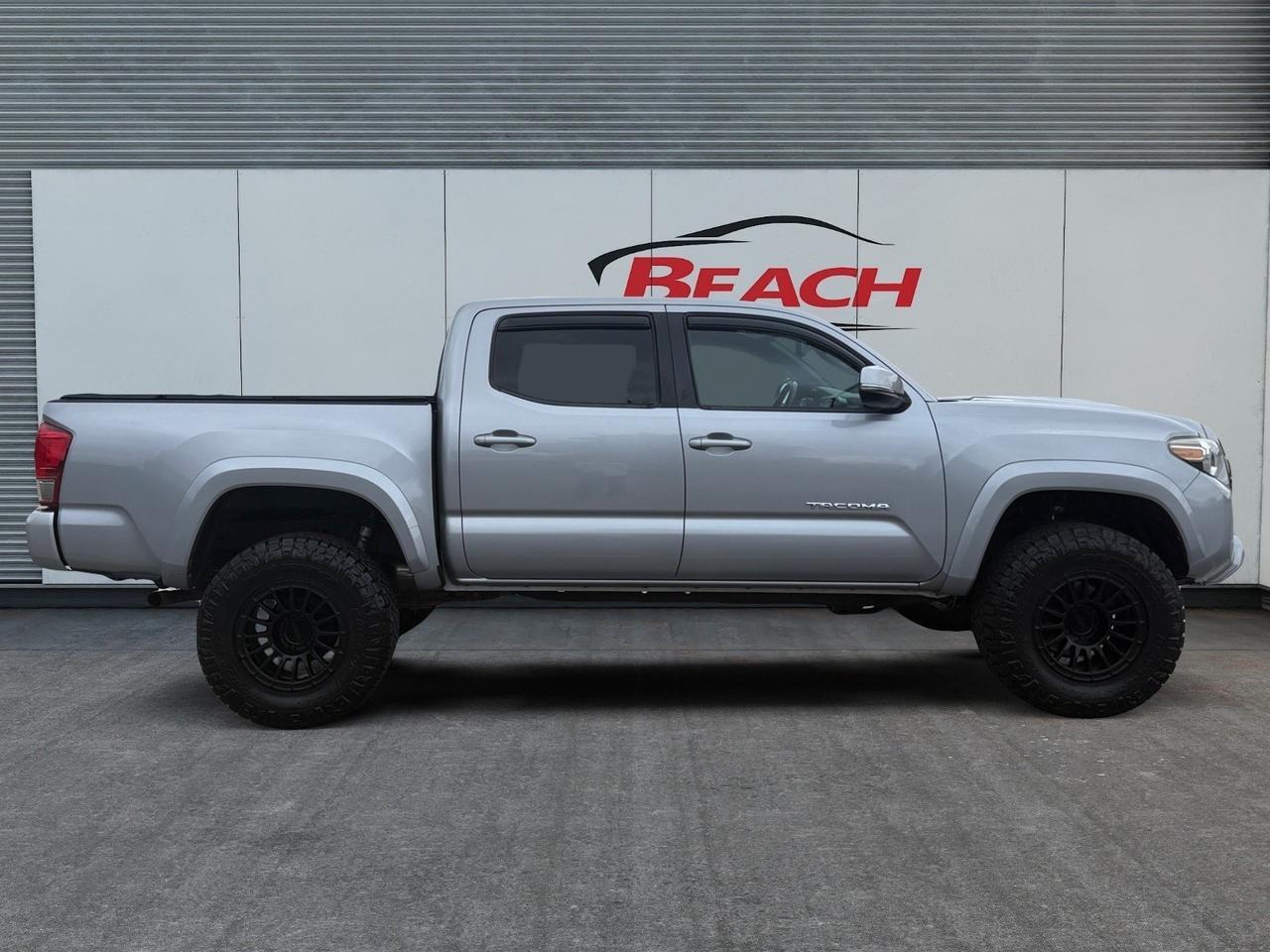 2016 Toyota Tacoma TRD Sport, TONNEAU COVER, BACKUP CAMERA, HEATED SEATS, BED LINER, TOW PACKAGE, SUNROOF, APPLE CARPLAY, BLIND SPOT ALERT, TAKE HOME THIS TACOMA TODAY! Norfolk VA