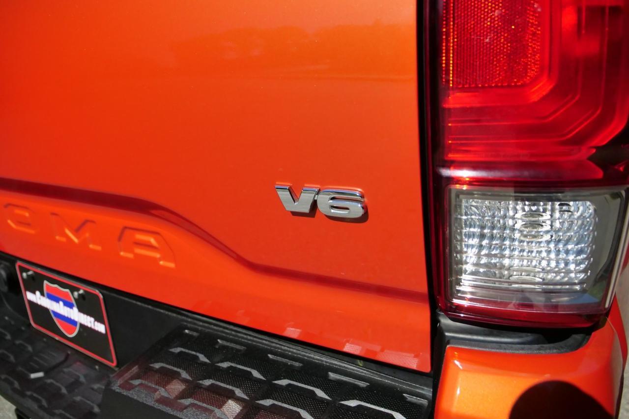 2016 Toyota Tacoma TRD Sport / V6 Tow Package / Navigation! Lincolnton NC