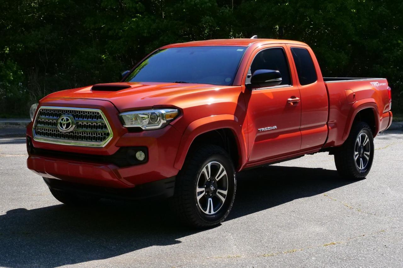 2016 Toyota Tacoma TRD Sport / V6 Tow Package / Navigation! Lincolnton NC