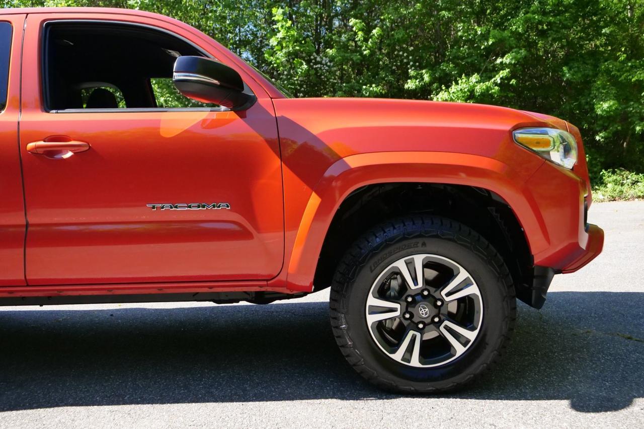 2016 Toyota Tacoma TRD Sport / V6 Tow Package / Navigation! Lincolnton NC