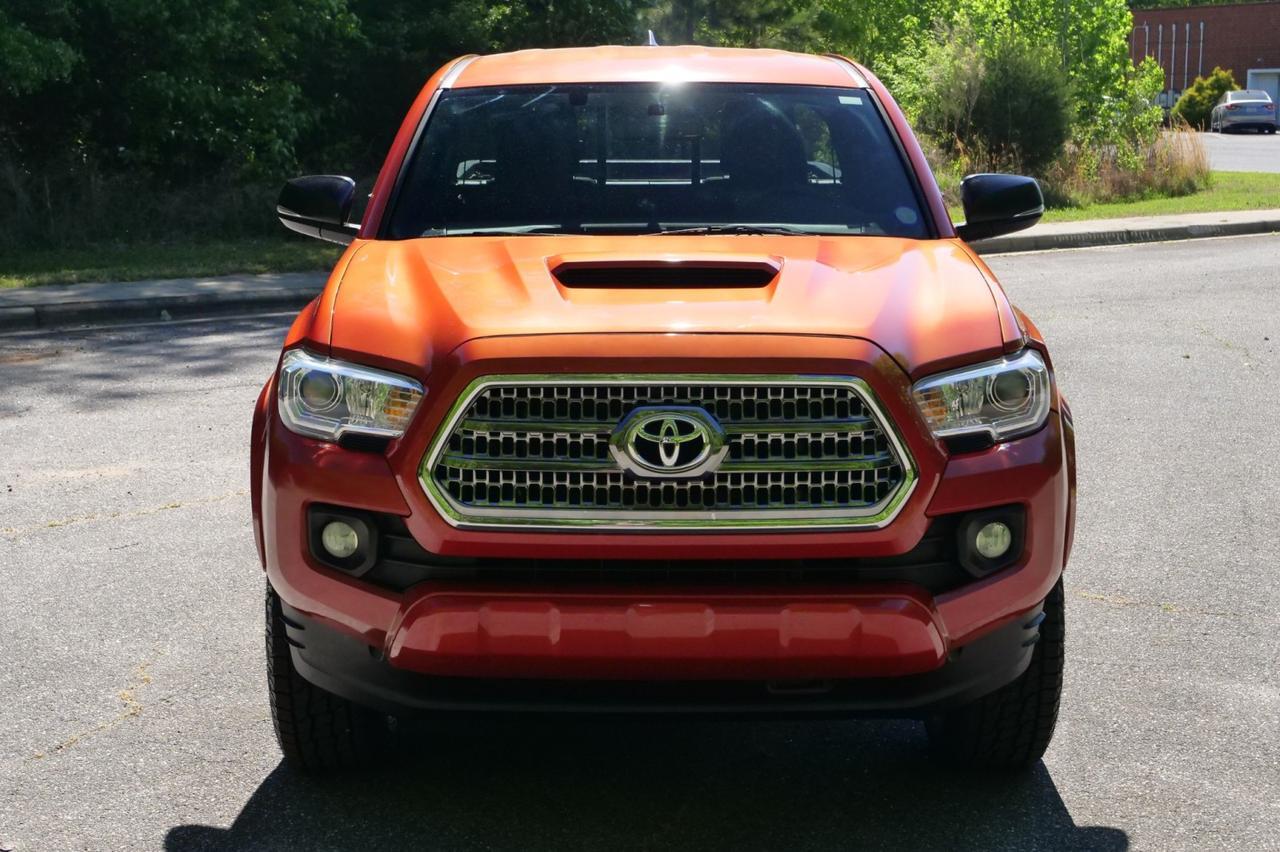 2016 Toyota Tacoma TRD Sport / V6 Tow Package / Navigation! Lincolnton NC