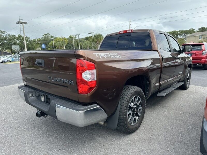 2016 Toyota Tundra SR5 photo 4