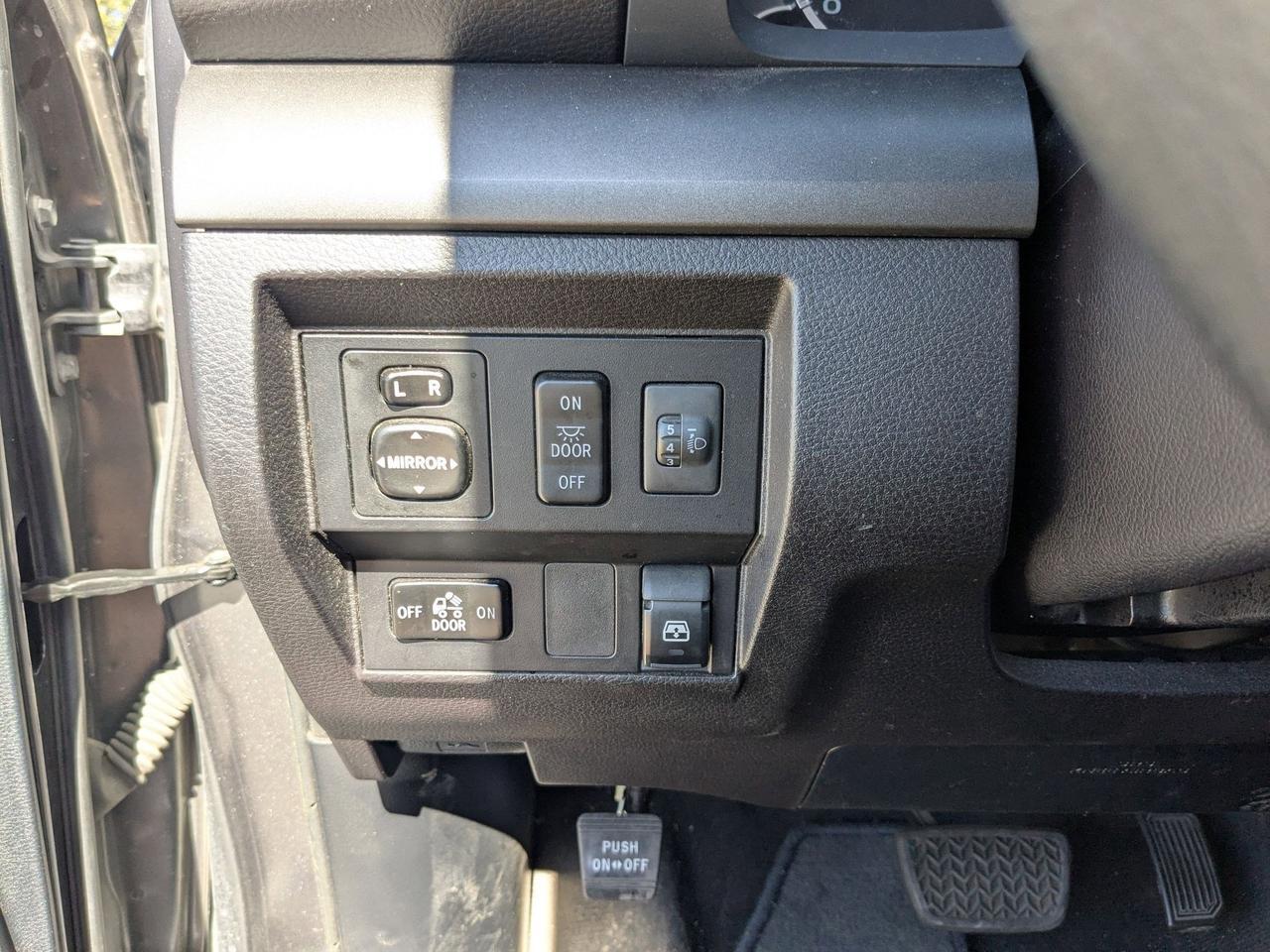 2016 Toyota Tundra 2WD Truck SR5