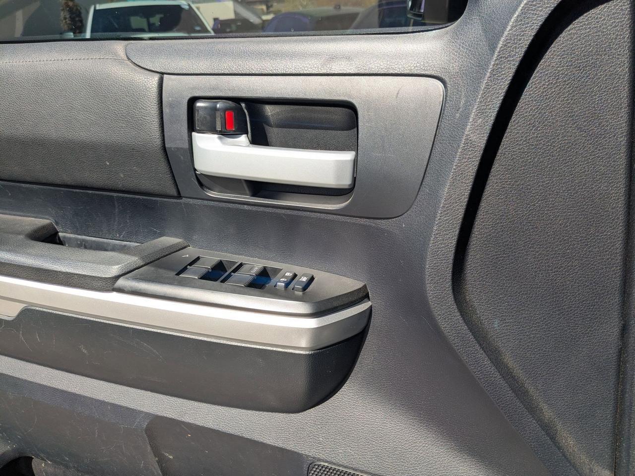 2016 Toyota Tundra 2WD Truck SR5