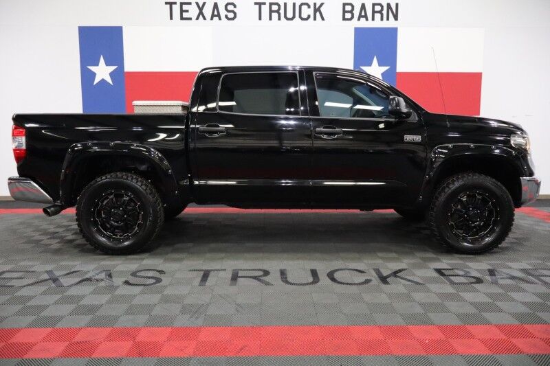 2016 Toyota Tundra 4WD Truck SR5 5.7L V8 Touch Screen 20in Wheels 35in Tires FREE WARRANTY Arlington TX