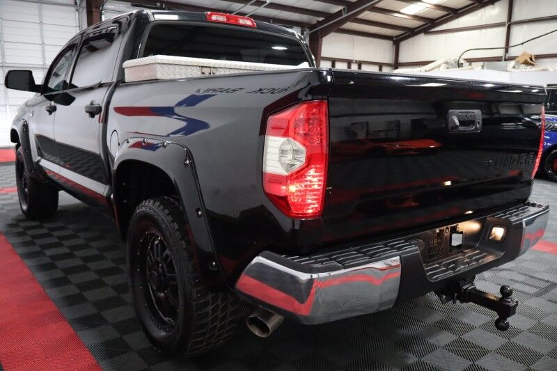 2016 Toyota Tundra 4WD Truck SR5 5.7L V8 Touch Screen 20in Wheels 35in Tires FREE WARRANTY Arlington TX