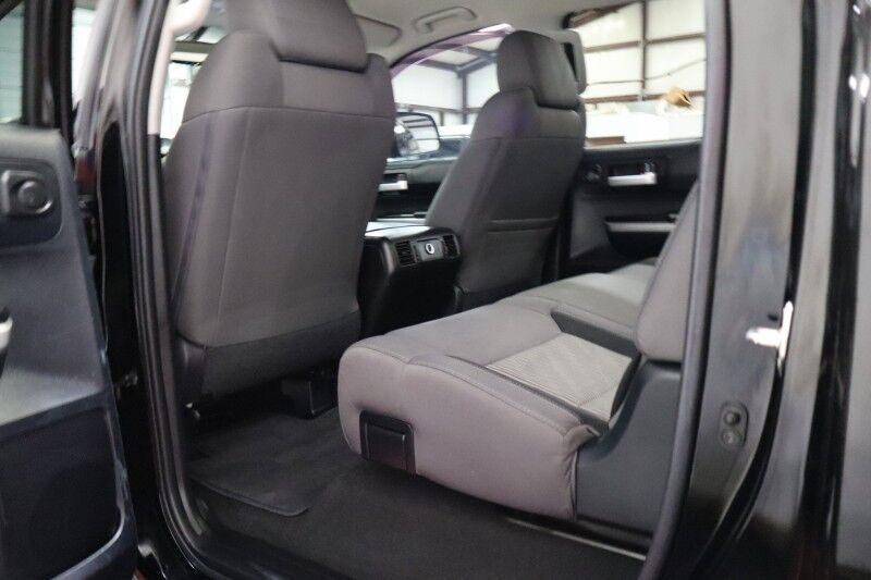 2016 Toyota Tundra 4WD Truck SR5 5.7L V8 Touch Screen 20in Wheels 35in Tires FREE WARRANTY Arlington TX