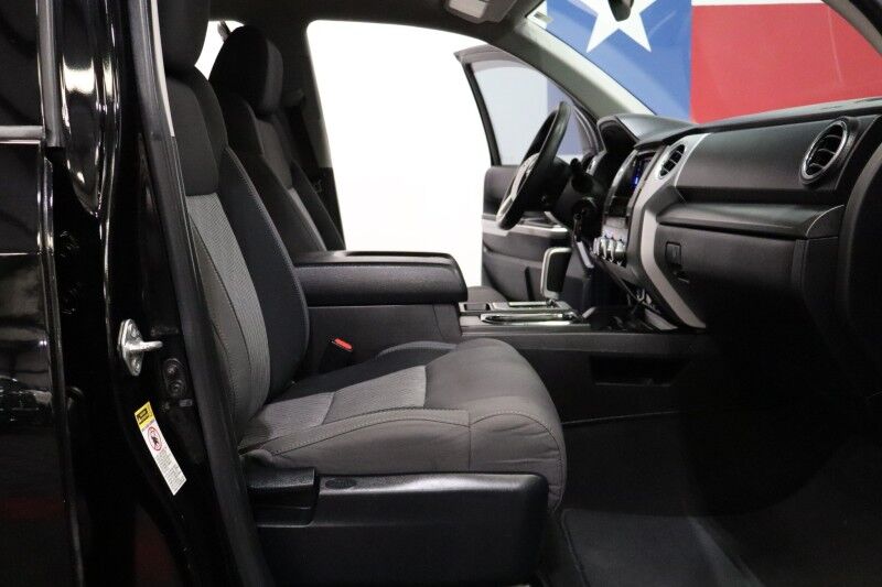 2016 Toyota Tundra 4WD Truck SR5 5.7L V8 Touch Screen 20in Wheels 35in Tires FREE WARRANTY Arlington TX