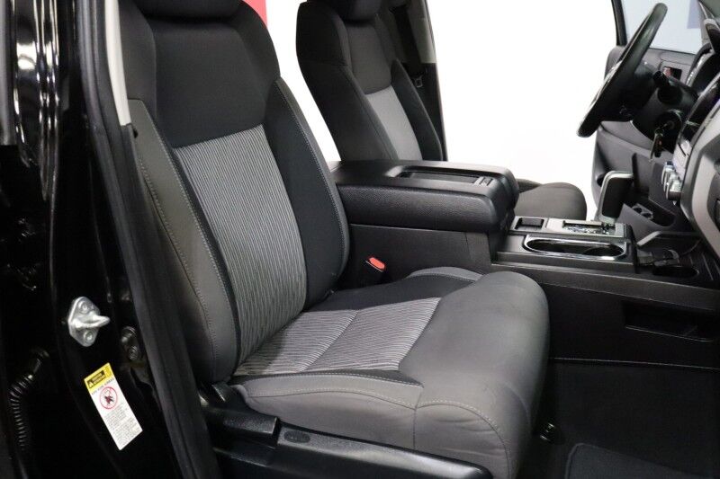 2016 Toyota Tundra 4WD Truck SR5 5.7L V8 Touch Screen 20in Wheels 35in Tires FREE WARRANTY Arlington TX