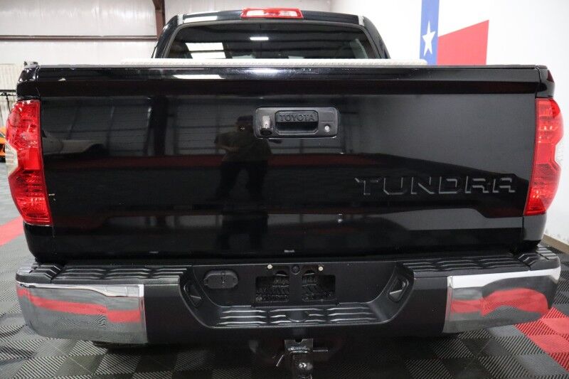 2016 Toyota Tundra 4WD Truck SR5 5.7L V8 Touch Screen 20in Wheels 35in Tires FREE WARRANTY Arlington TX