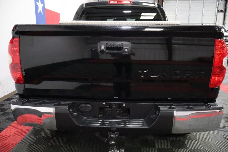2016 Toyota Tundra 4WD Truck SR5 5.7L V8 Touch Screen 20in Wheels 35in Tires FREE WARRANTY Arlington TX