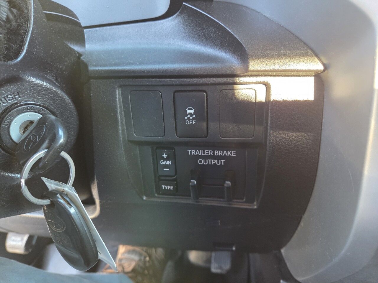 2016 Toyota Tundra 4WD Truck SR5 Charlton MA