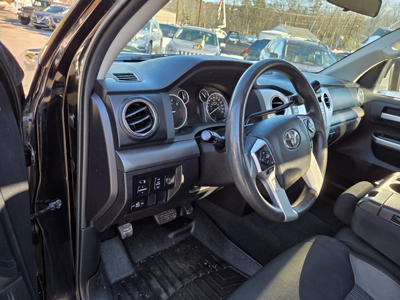 2016 Toyota Tundra 4WD Truck SR5 Charlton MA