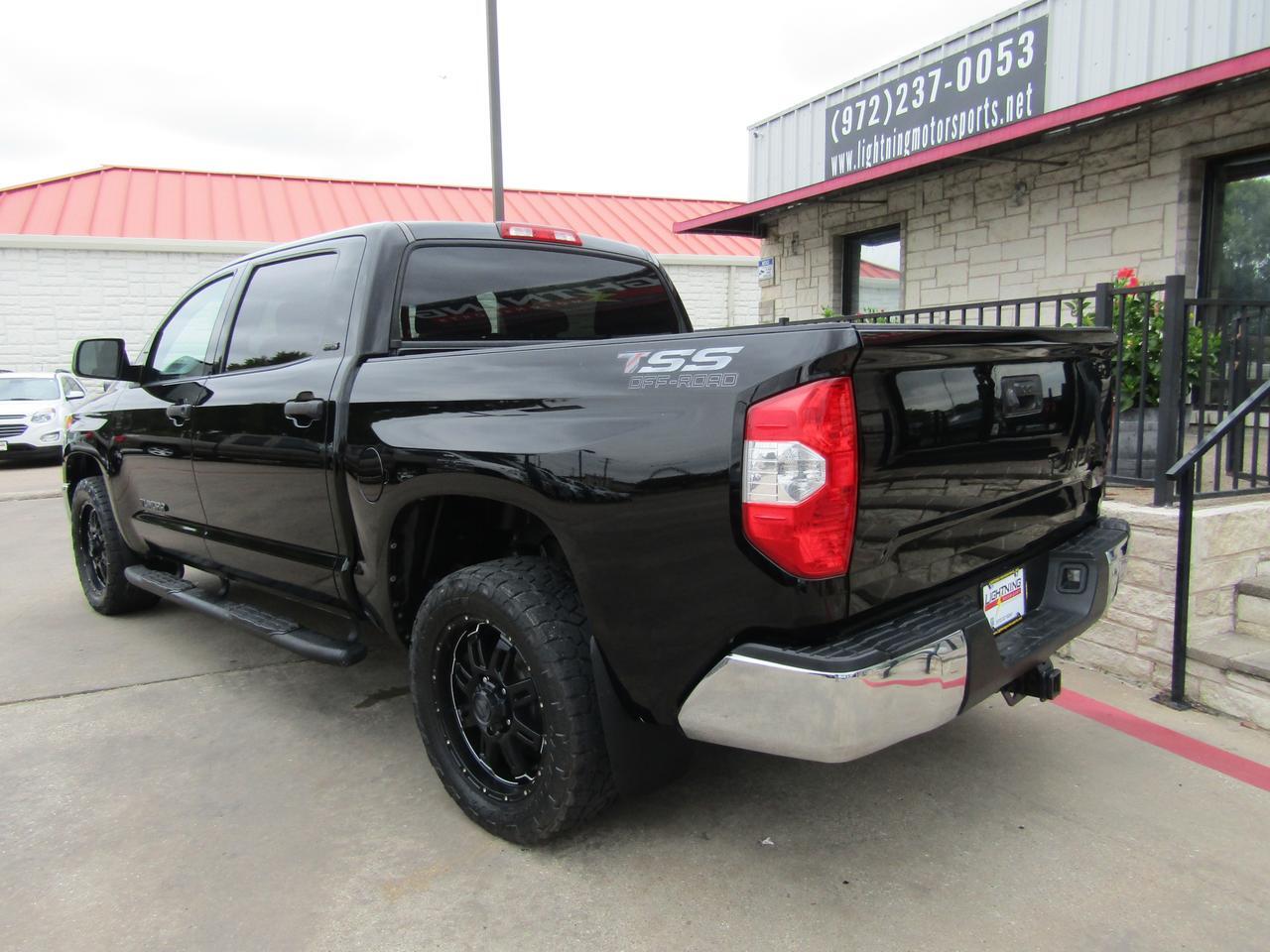 2016 Toyota Tundra CrewMax 4.6L V8 6-Spd AT SR5 (Natl) Grand Prairie TX