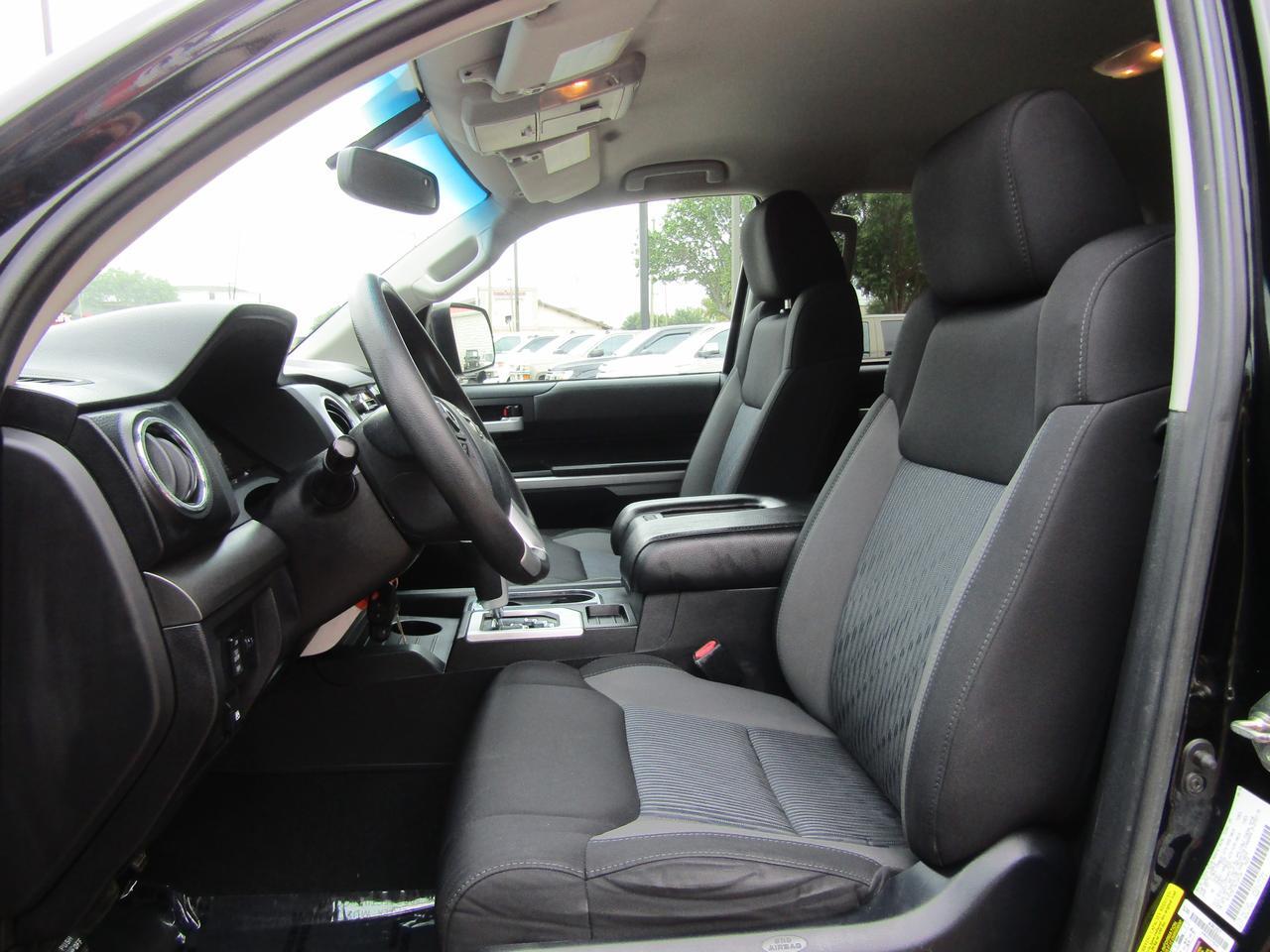 2016 Toyota Tundra CrewMax 4.6L V8 6-Spd AT SR5 (Natl) Grand Prairie TX