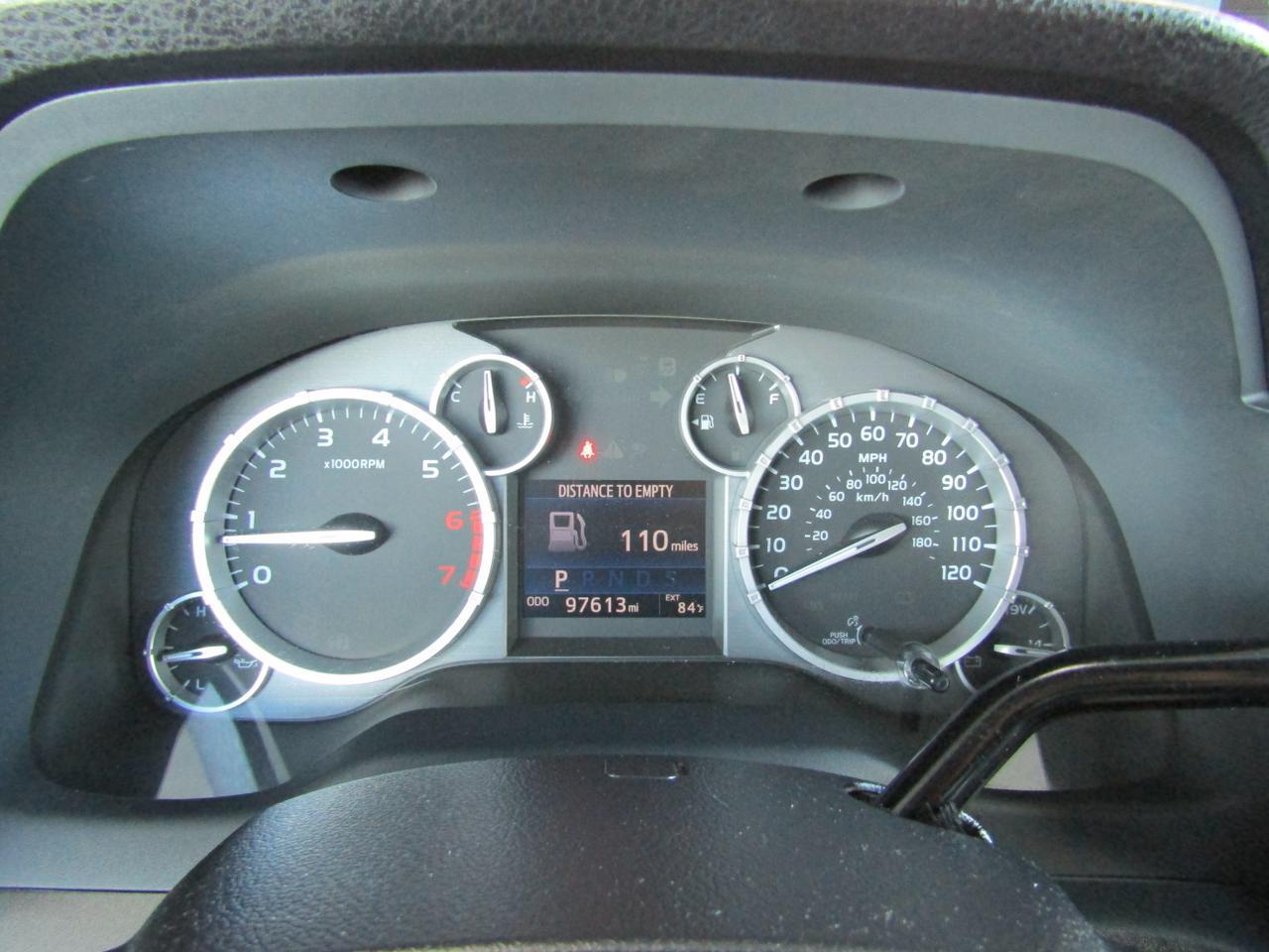 2016 Toyota Tundra CrewMax 4.6L V8 6-Spd AT SR5 (Natl) Grand Prairie TX
