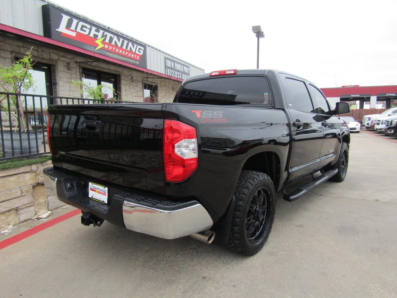 2016 Toyota Tundra CrewMax 4.6L V8 6-Spd AT SR5 (Natl) Grand Prairie TX