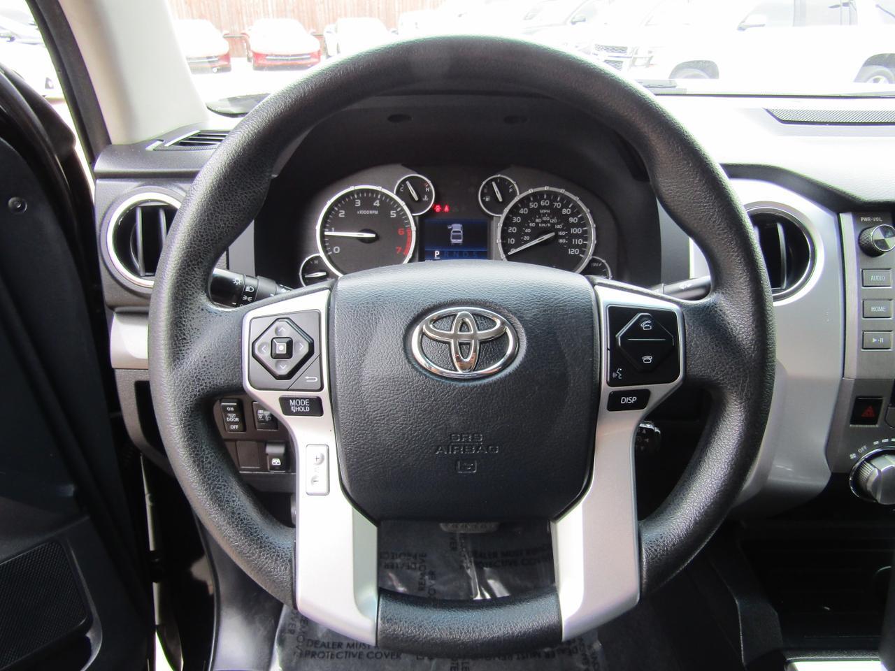 2016 Toyota Tundra CrewMax 4.6L V8 6-Spd AT SR5 (Natl) Grand Prairie TX