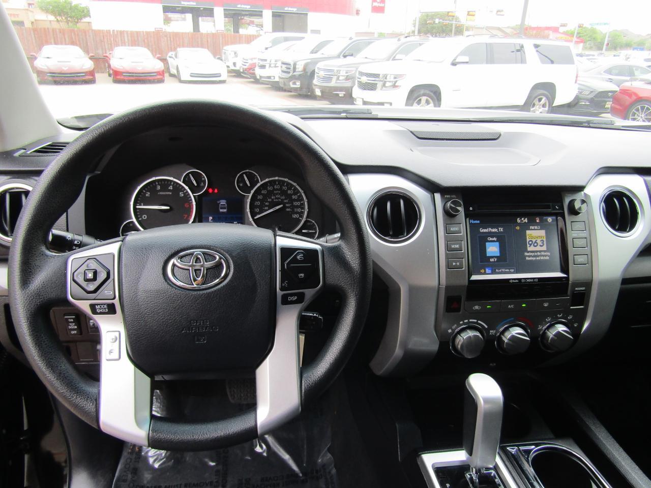 2016 Toyota Tundra CrewMax 4.6L V8 6-Spd AT SR5 (Natl) Grand Prairie TX