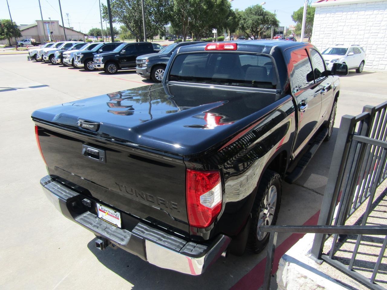 2016 Toyota Tundra CrewMax 5.7L FFV V8 6-Spd AT LTD (Natl) Grand Prairie TX
