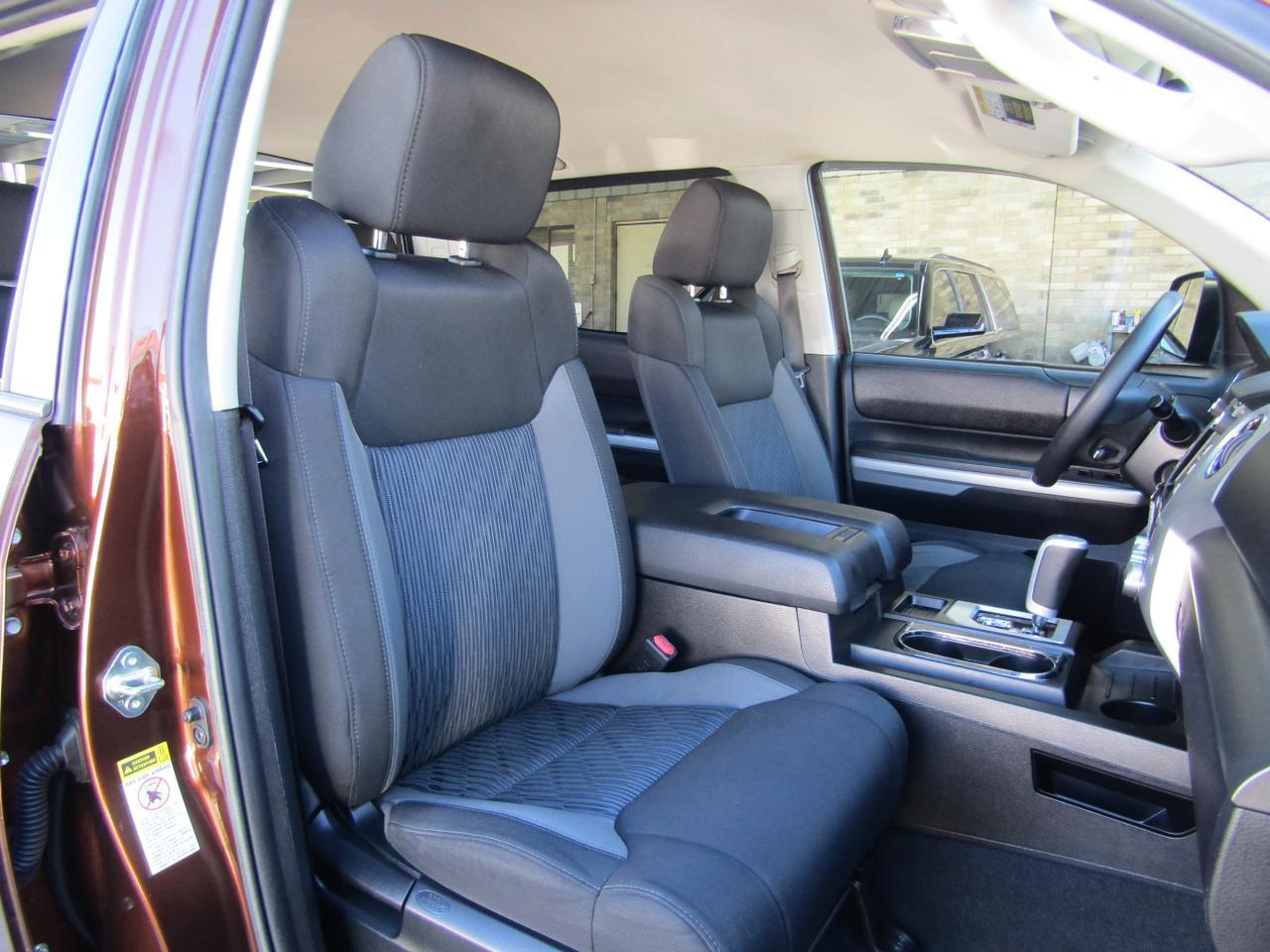 2016 Toyota Tundra CrewMax 5.7L FFV V8 6-Spd AT SR5 (Natl) Grand Prairie TX