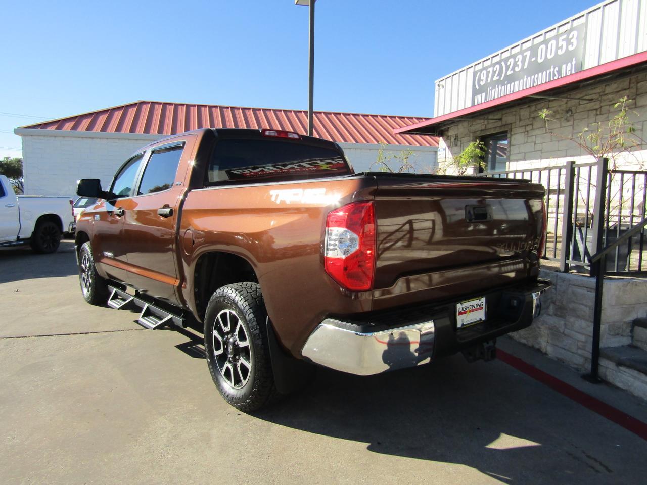 2016 Toyota Tundra CrewMax 5.7L FFV V8 6-Spd AT SR5 (Natl) Grand Prairie TX