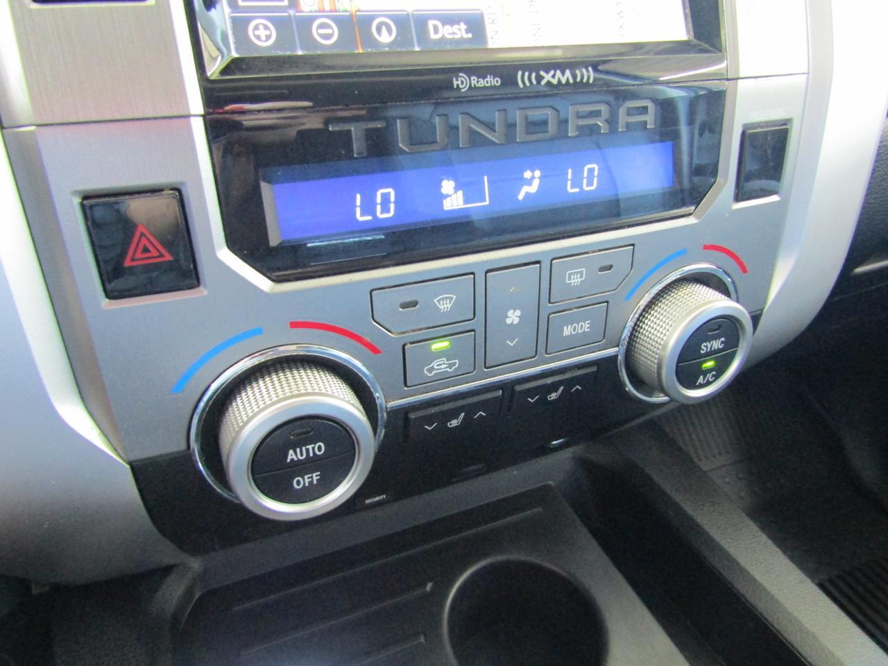 2016 Toyota Tundra CrewMax 5.7L V8 6-Spd AT LTD (Natl) Grand Prairie TX