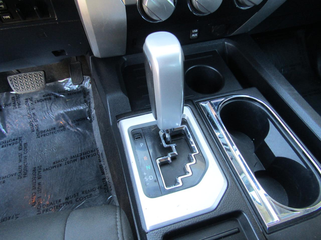 2016 Toyota Tundra Double Cab 5.7L FFV V8 6-Spd AT SR5 (Natl) Grand Prairie TX