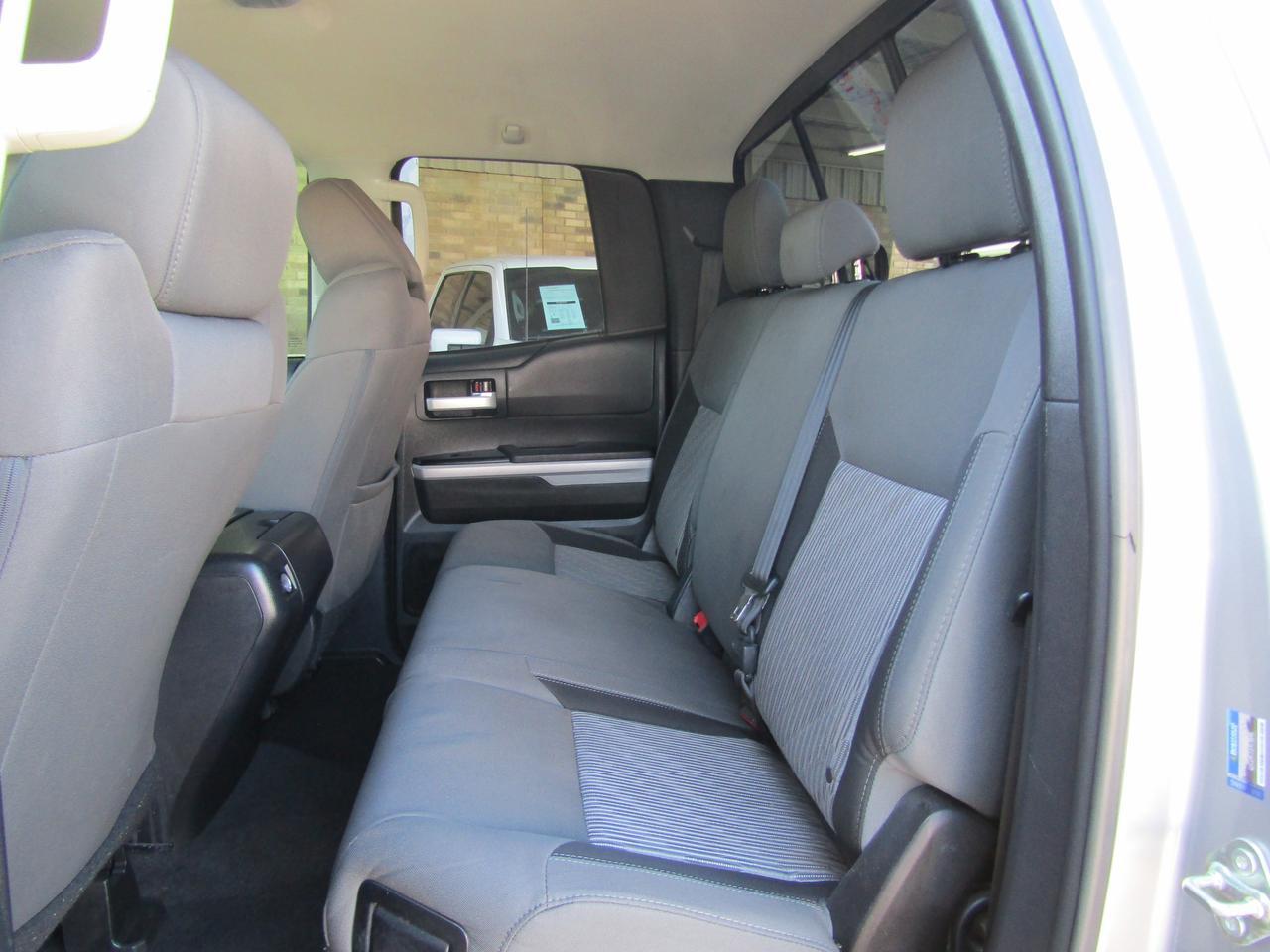 2016 Toyota Tundra Double Cab 5.7L V8 6-Spd AT SR5 (Natl) Grand Prairie TX
