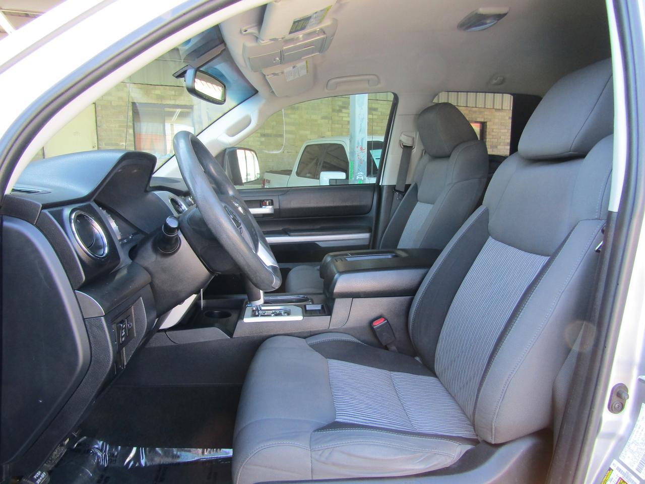 2016 Toyota Tundra Double Cab 5.7L V8 6-Spd AT SR5 (Natl) Grand Prairie TX
