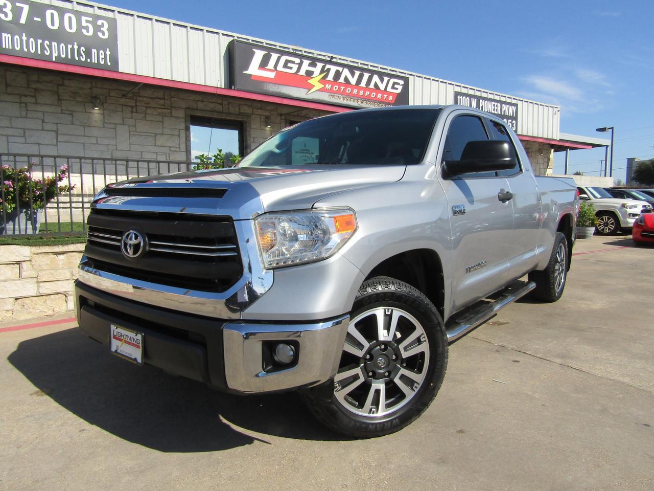 2016 Toyota Tundra Double Cab 5.7L V8 6-Spd AT SR5 (Natl)