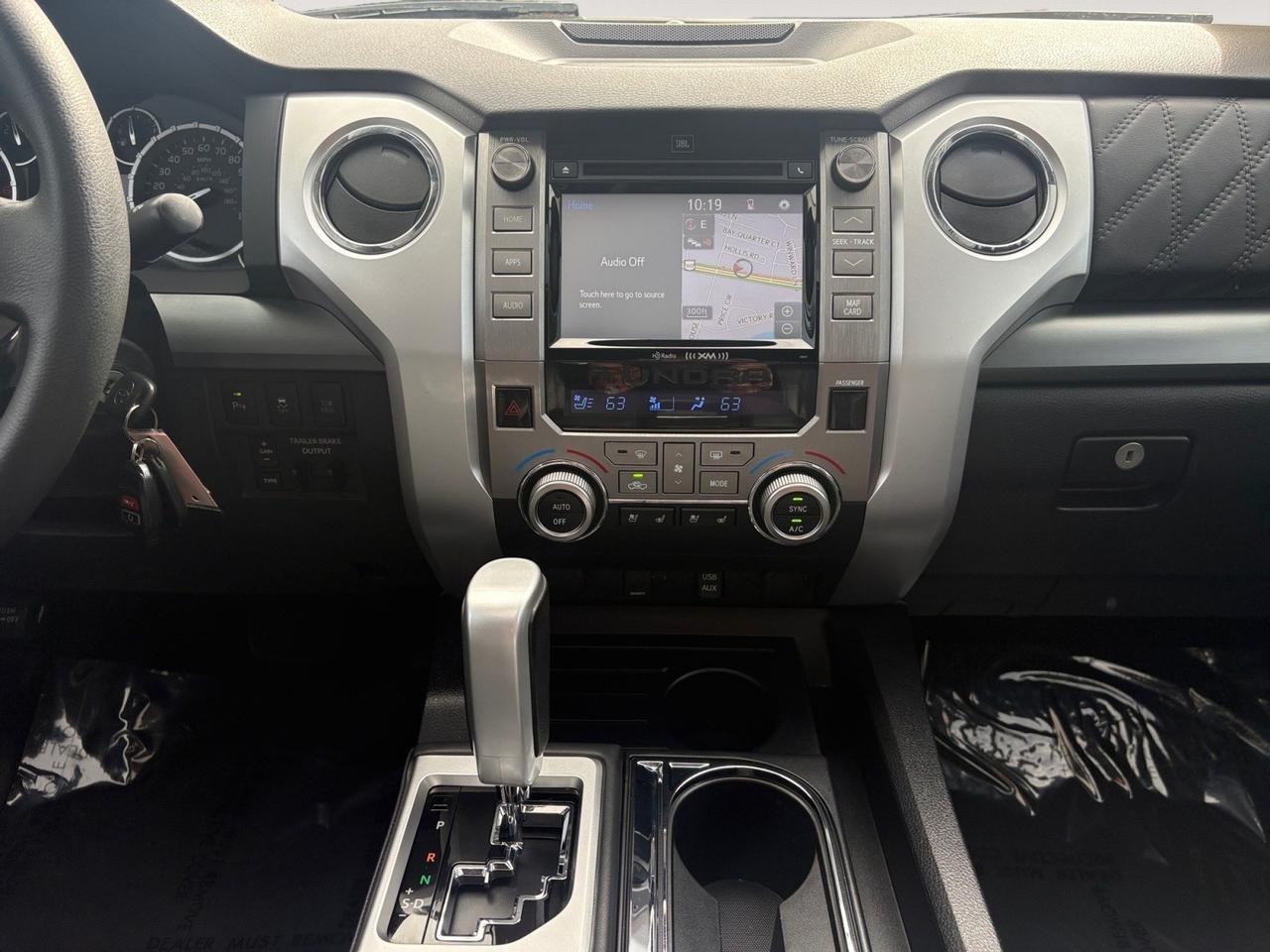 2016 Toyota Tundra Platinum CREWMAX, RUNNING BOARDS, BACKUP CAMERA WITH PARKING SENSORS, SUNROOF, TOW PACKAGE, REAR POWER SLIDING WINDOW, NAVIGATION, HEATED & COOLING SEATS, ONLY 44K MILES, CLEAN CARFAX, GO BACK IN TIME IN THIS TOYOTA! Virginia Beach VA