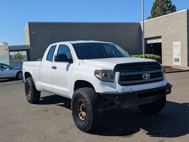 2016 Toyota Tundra SR