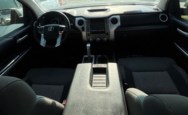 2016 Toyota Tundra SR5 4.6L V8 CrewMax Kyle TX