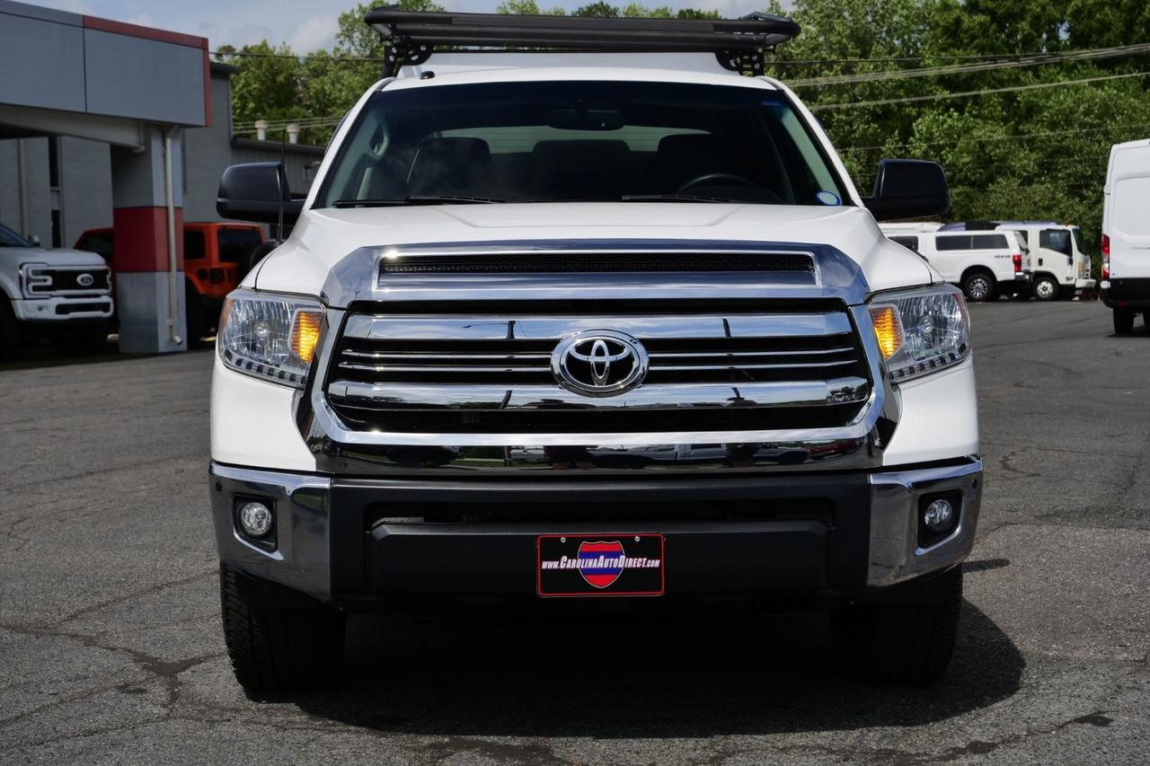 2016 Toyota Tundra SR5 4X4 / TRD Off Road Package / 5.7L V8! High Point NC