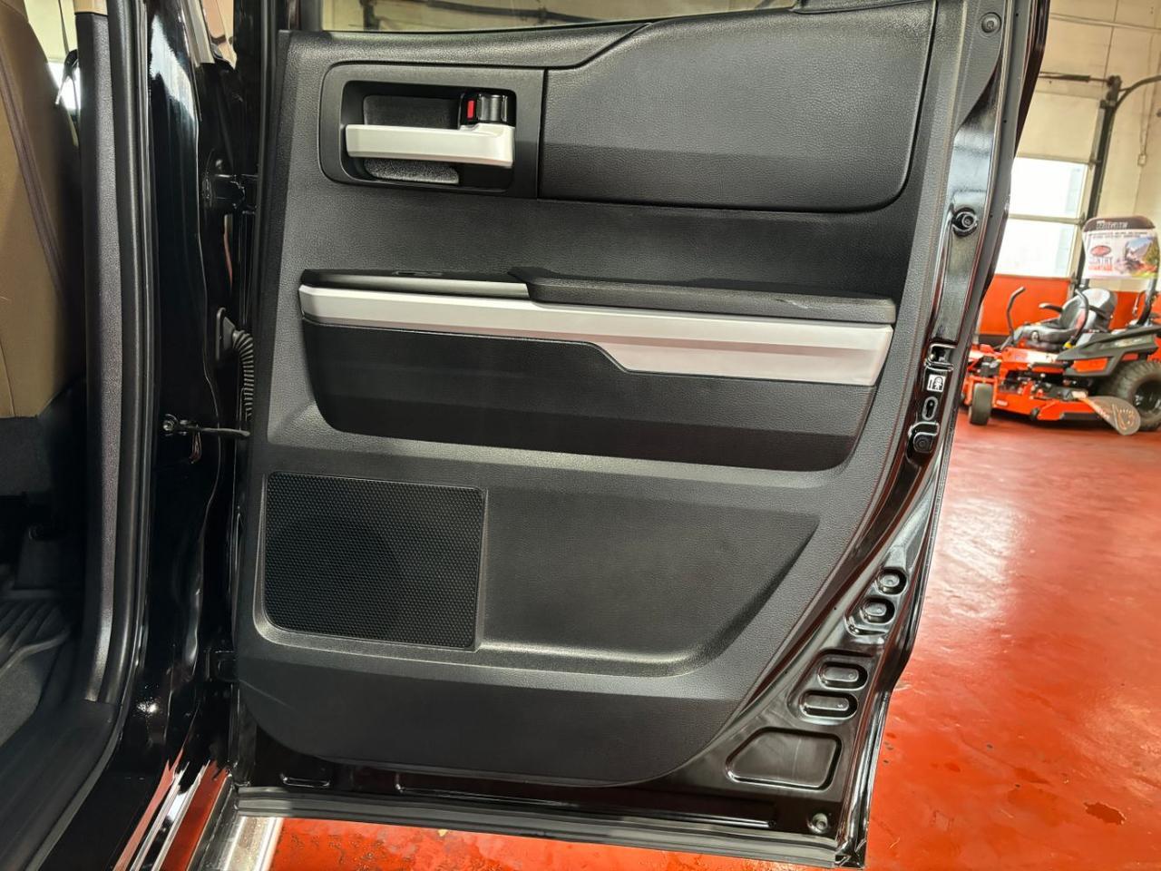 2016 Toyota Tundra SR5 5.7L V8 Franklin OH