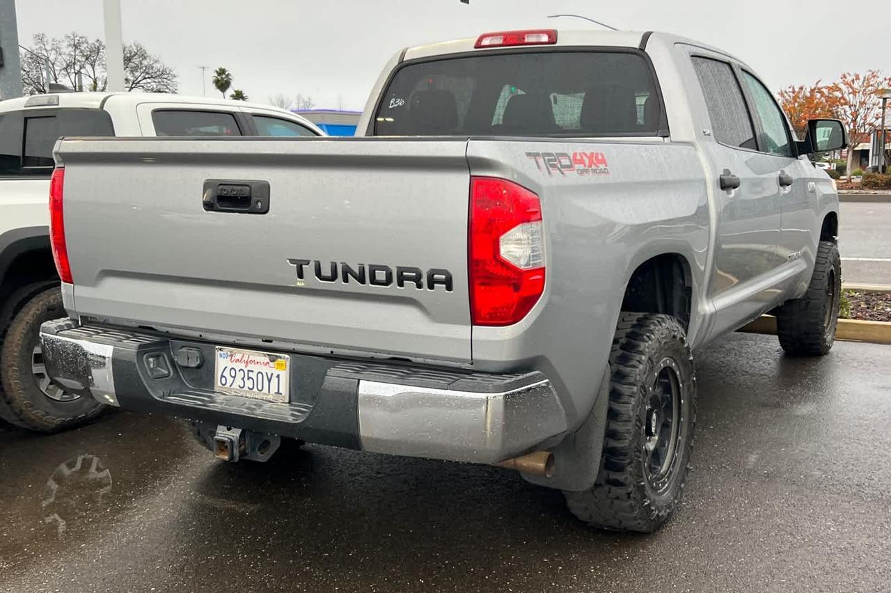 2016 Toyota Tundra SR5