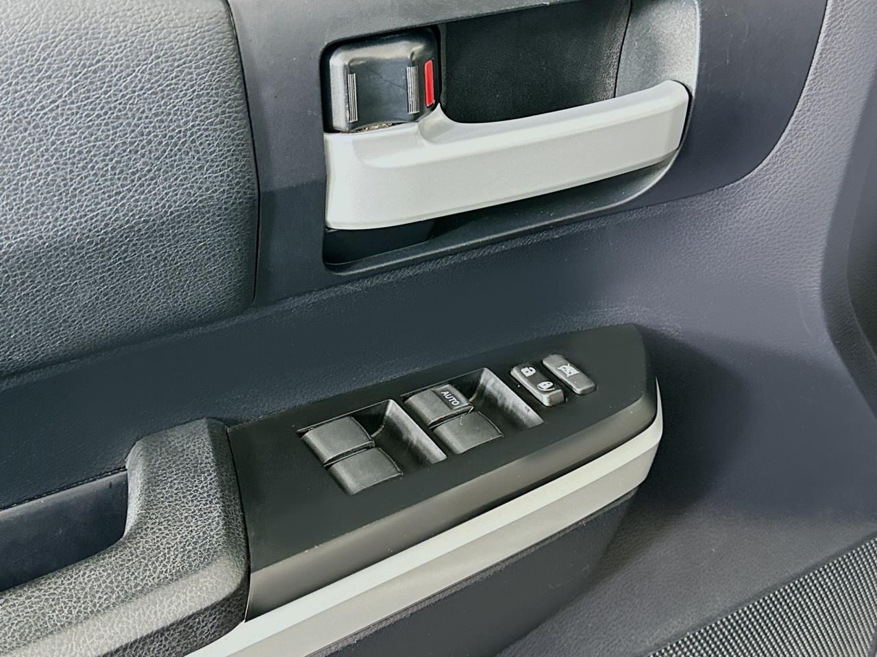 2016 Toyota Tundra SR5 Tacoma WA