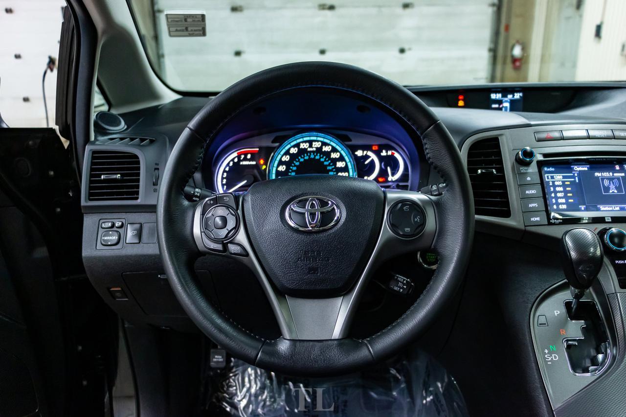 2016 Toyota Venza AWD Limited Leather Roof Nav BCam Red Deer AB