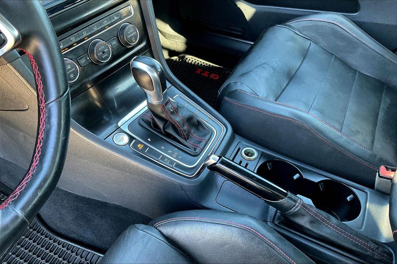 2016 VOLKSWAGEN GTI S/SE Houston TX