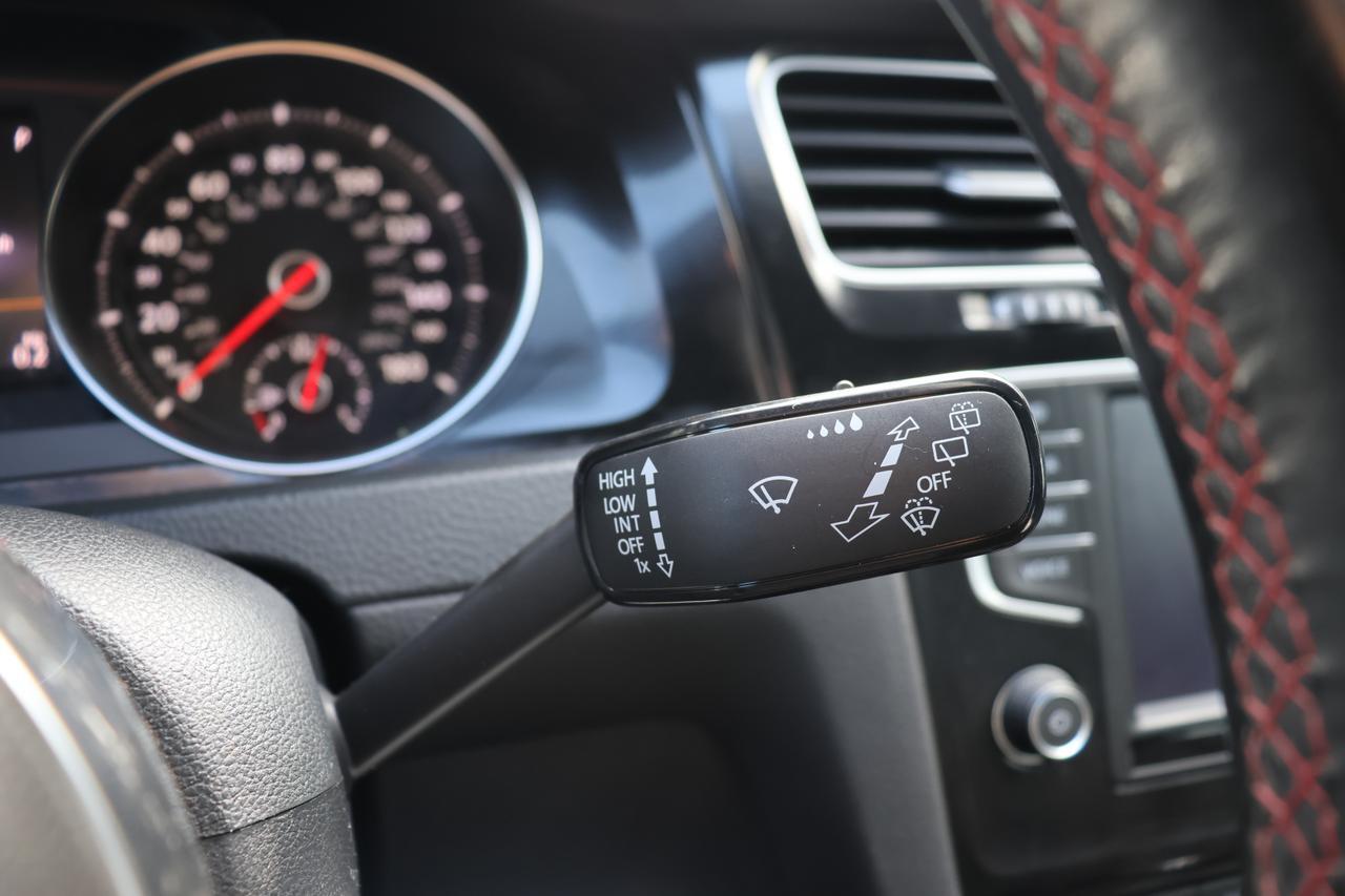 2016 VOLKSWAGEN GTI S/SE Houston TX