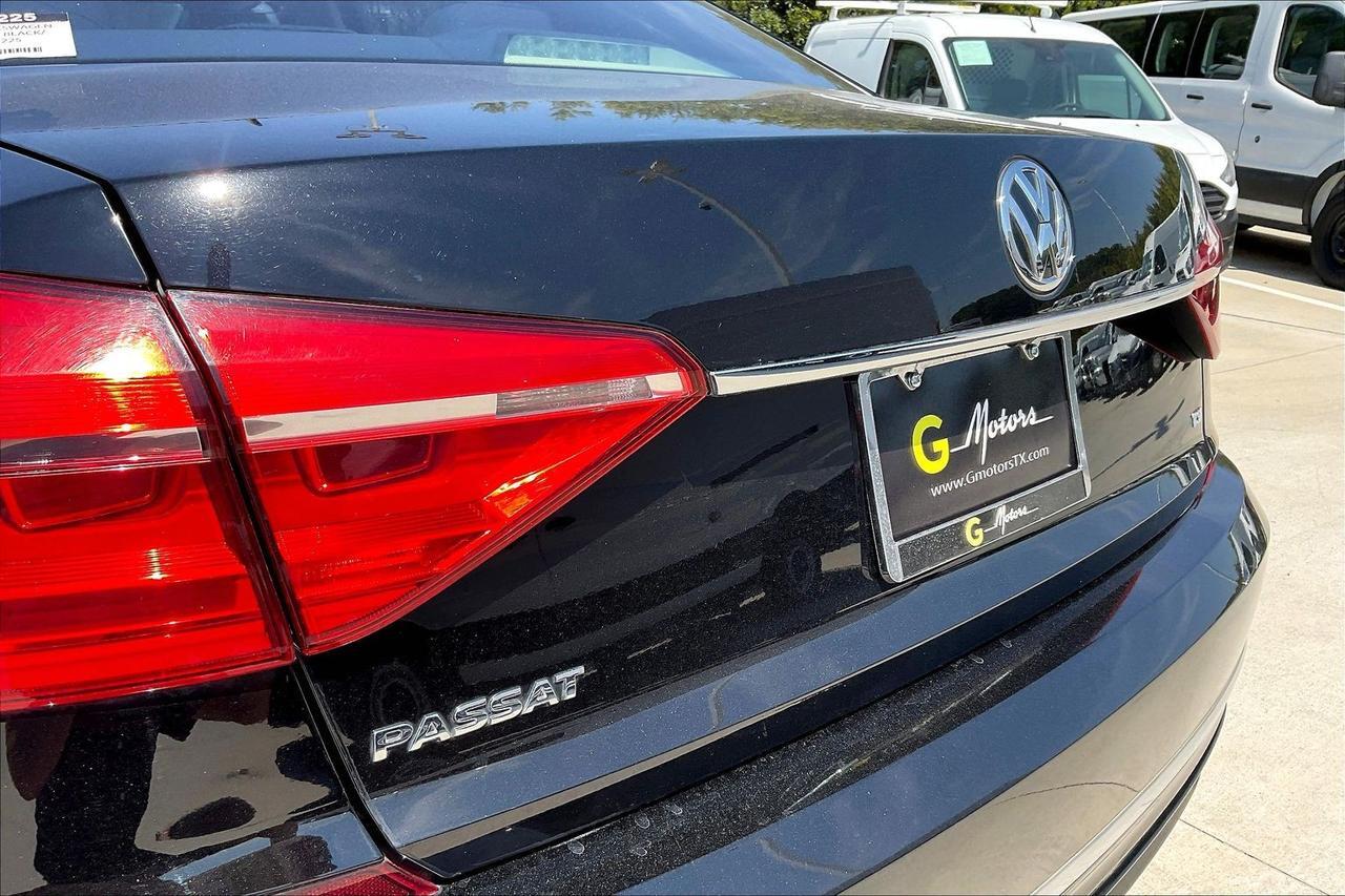 2016 VOLKSWAGEN PASSAT S Houston TX