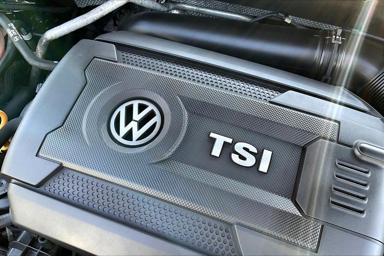 2016 VOLKSWAGEN PASSAT S Houston TX