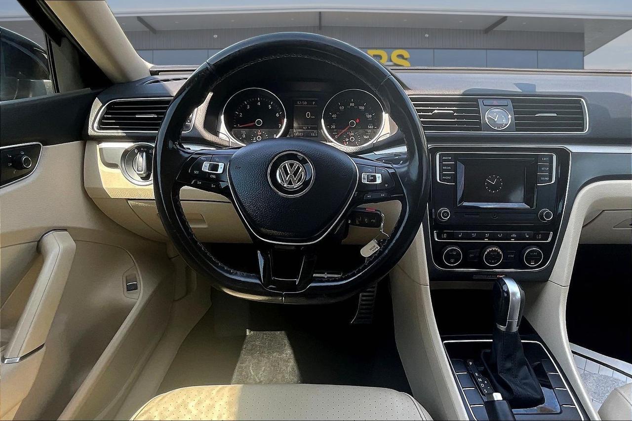 2016 VOLKSWAGEN PASSAT S Houston TX