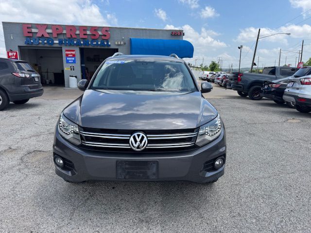 2016 VOLKSWAGEN TIGUAN S