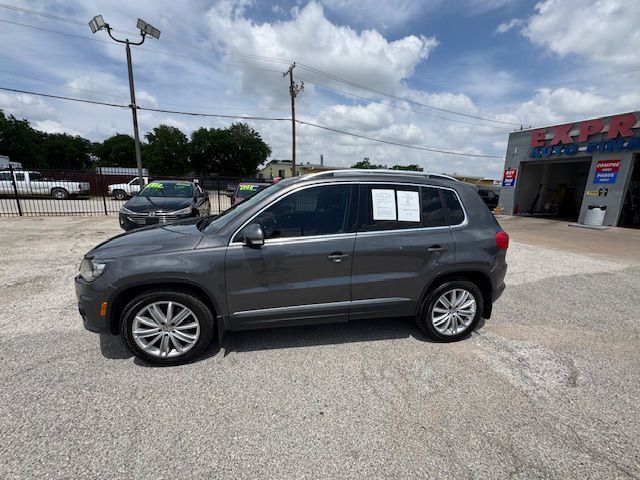 2016 VOLKSWAGEN TIGUAN S