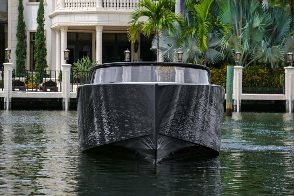 2016 VanDutch 30 North Miami Beach FL 2016 VanDutch 30 North Miami Beach FL